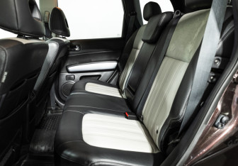 Подержанный автомобиль Nissan X-Trail 2013 года (10 фото)