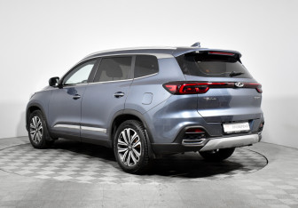 Подержанный автомобиль Chery Tiggo 8 2021 года (7 фото)