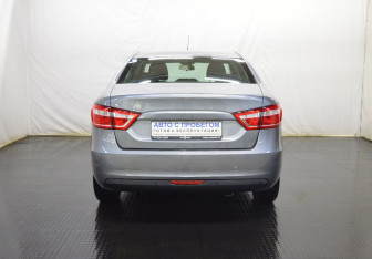 Подержанный автомобиль LADA (ВАЗ) Vesta Sedan 2020 года (6 фото)