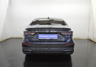 Подержанный автомобиль Omoda S5 2023 года (6 фото)