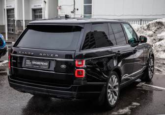 Подержанный автомобиль Land Rover Range Rover 2018 года (6 фото)