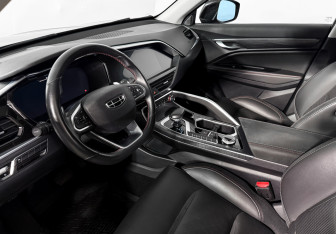 Подержанный автомобиль Geely Tugella 2021 года (9 фото)