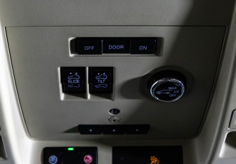 Подержанный автомобиль Cadillac Escalade Suv 2020 года (18 фото)