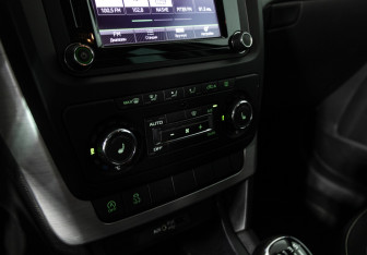Подержанный автомобиль Skoda Yeti 2016 года (16 фото)