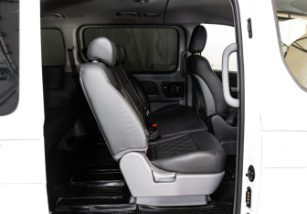 Подержанный автомобиль Hyundai H-1 2020 года (21 фото)