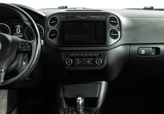 Подержанный автомобиль Volkswagen Tiguan 2013 года (15 фото)