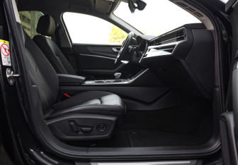 Подержанный автомобиль Audi A6 Sedan 2019 года (27 фото)
