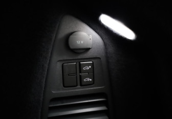 Подержанный автомобиль Volkswagen Touareg 2021 года (33 фото)