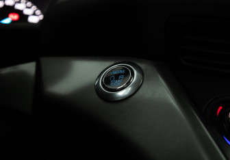 Подержанный автомобиль Ford Kuga 2014 года (15 фото)