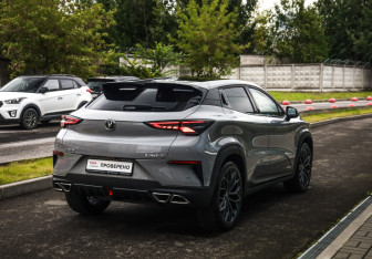 Подержанный автомобиль Changan UNI-T 2023 года (6 фото)