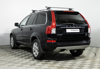 Подержанный автомобиль Volvo XC90 2012 года (7 фото)
