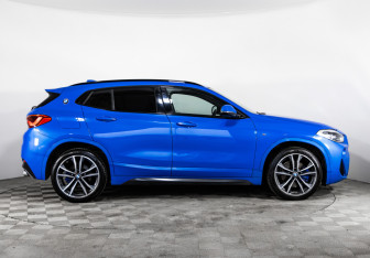 Подержанный автомобиль BMW X2 2018 года (4 фото)