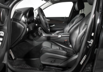 Подержанный автомобиль Mercedes-Benz GLC Coupe 2019 года (13 фото)