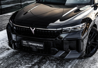 Подержанный автомобиль Voyah Free 2023 года (3 фото)