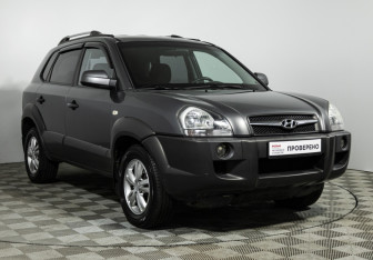 Подержанный автомобиль Hyundai Tucson 2008 года (3 фото)