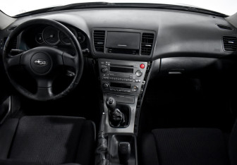 Подержанный автомобиль Subaru Outback Wagon 2004 года (14 фото)
