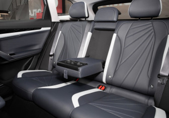 Новый Geely Atlas 2026 (32 фото)
