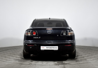 Подержанный автомобиль Mazda 3 Sedan 2007 года (6 фото)