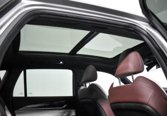 Подержанный автомобиль Geely Monjaro 2024 года (22 фото)