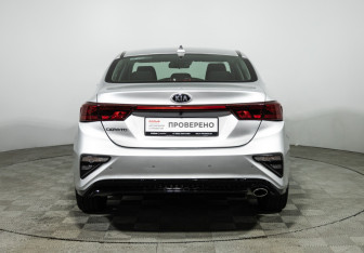 Подержанный автомобиль Kia Cerato Sedan 2019 года (6 фото)