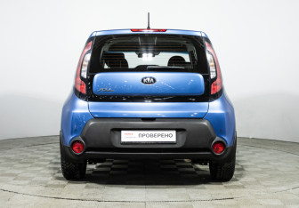 Подержанный автомобиль Kia Soul 2016 года (6 фото)