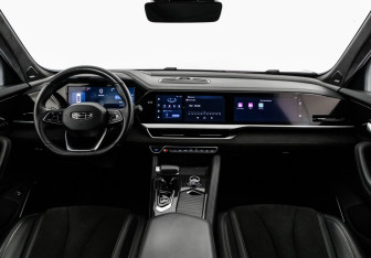 Подержанный автомобиль Geely Monjaro 2024 года (12 фото)