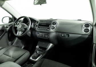 Подержанный автомобиль Volkswagen Tiguan 2014 года (9 фото)