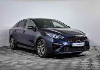 Подержанный автомобиль Kia Cerato Sedan 2021 года (3 фото)