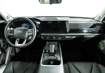 Подержанный автомобиль Haval H3 2024 года (13 фото)