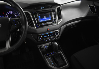 Подержанный автомобиль Hyundai Creta 2017 года (21 фото)