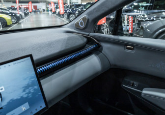 Подержанный автомобиль Zeekr X 2023 года (26 фото)