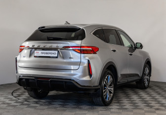 Подержанный автомобиль Haval F7 2023 года (5 фото)