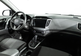 Подержанный автомобиль Hyundai Creta 2021 года (9 фото)
