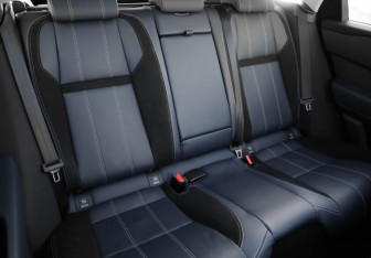 Подержанный автомобиль Land Rover Range Rover Velar 2019 года (32 фото)