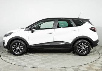 Подержанный автомобиль Renault Kaptur 2019 года (8 фото)