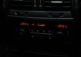 Подержанный автомобиль BMW X5 2016 года (24 фото)