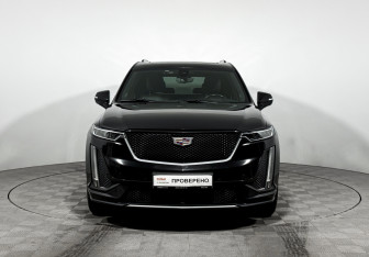 Подержанный автомобиль Cadillac XT6 2021 года (2 фото)