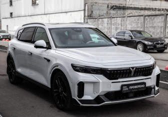 Подержанный автомобиль Voyah Free 2023 года (5 фото)