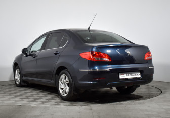 Подержанный автомобиль Peugeot 408 2013 года (7 фото)