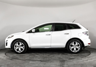 Подержанный автомобиль Mazda CX-7 2011 года (8 фото)