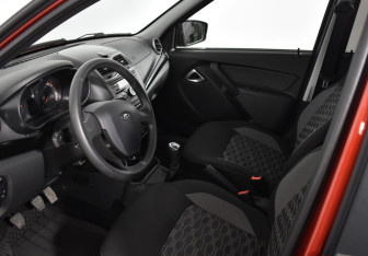 Подержанный автомобиль LADA (ВАЗ) Granta Wagon 2021 года (9 фото)