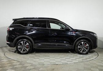 Подержанный автомобиль Chery Tiggo 7 Pro Max 2024 года (4 фото)