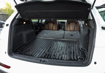 Подержанный автомобиль Audi Q5 2013 года (29 фото)