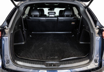 Подержанный автомобиль Mazda CX-9 2017 года (29 фото)