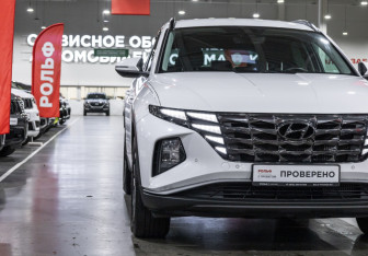 Подержанный автомобиль Hyundai Tucson 2022 года (4 фото)