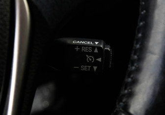 Подержанный автомобиль Toyota RAV4 2018 года (17 фото)