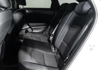 Подержанный автомобиль Kia Ceed Wagon 2019 года (10 фото)