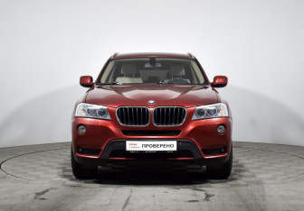 Подержанный автомобиль BMW X3 2011 года (2 фото)