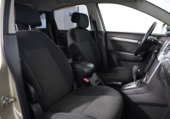 Подержанный автомобиль Chevrolet Captiva 2007 года (16 фото)