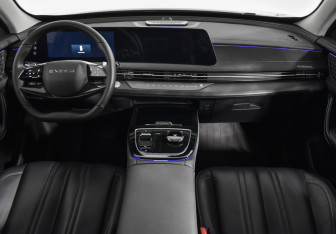 Подержанный автомобиль Exeed LX 2024 года (15 фото)